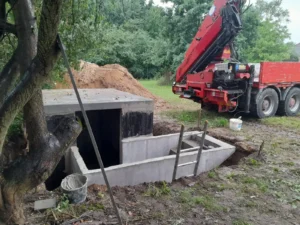 piwniczka ze schodami